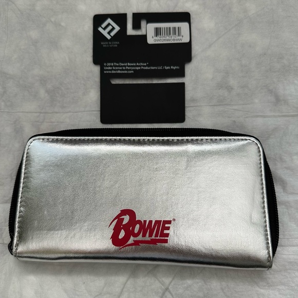 David Bowie Alladin Sane Bolt Metallic Silver Zip Wallet Girls Women - Picture 4 of 6